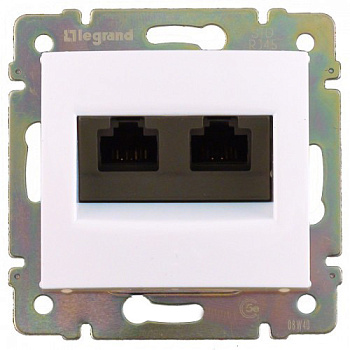 Розетка RJ45 Legrand Valena 2 выхода Кат.5e UTP (белая)    774231 Розетка RJ45 Legrand Valena 2 выхода Кат.5e UTP (белая)    774231