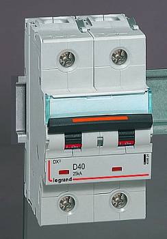 Автоматический выключатель DX3 2П D40A 25кА