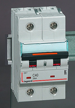 Автоматический выключатель DX3 2П C40A 25кА